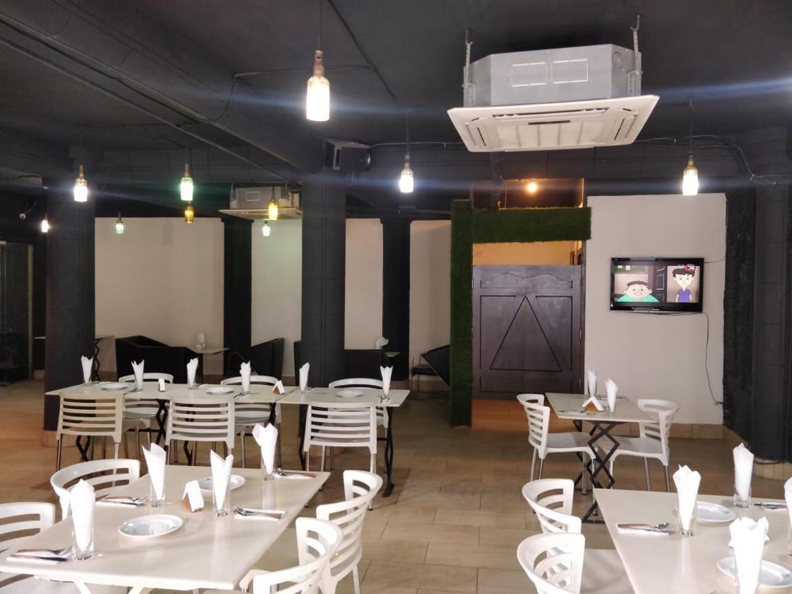 Hotel Zakaria International Dhaka Exterior photo